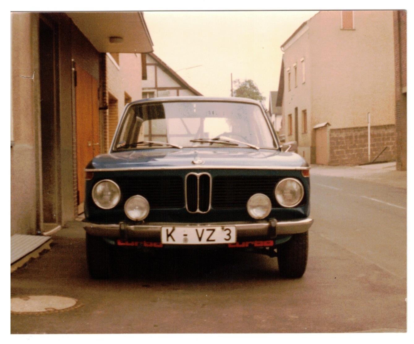 BMW-.02-blau-002